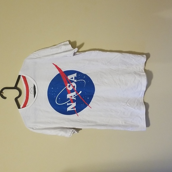 💛 FREE WITH PURCHASE 💛 Jack&Jones | retro NASA graphic t - Picture 2 of 4